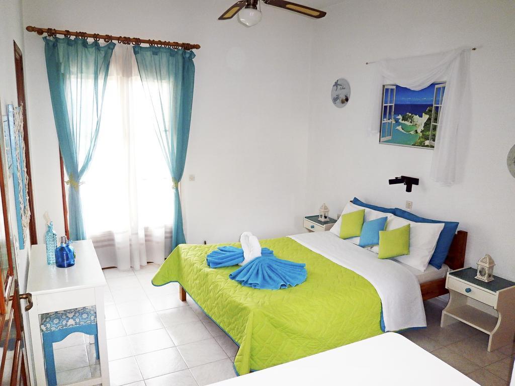 Paraskevi Apartments Ipsos Ngoại thất bức ảnh